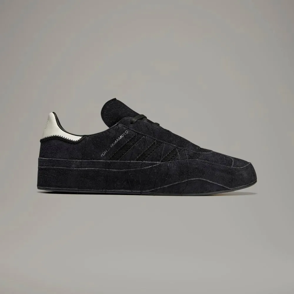 adidas Unisex Y-3 Gazelle - Training, Athletic & Sneakers