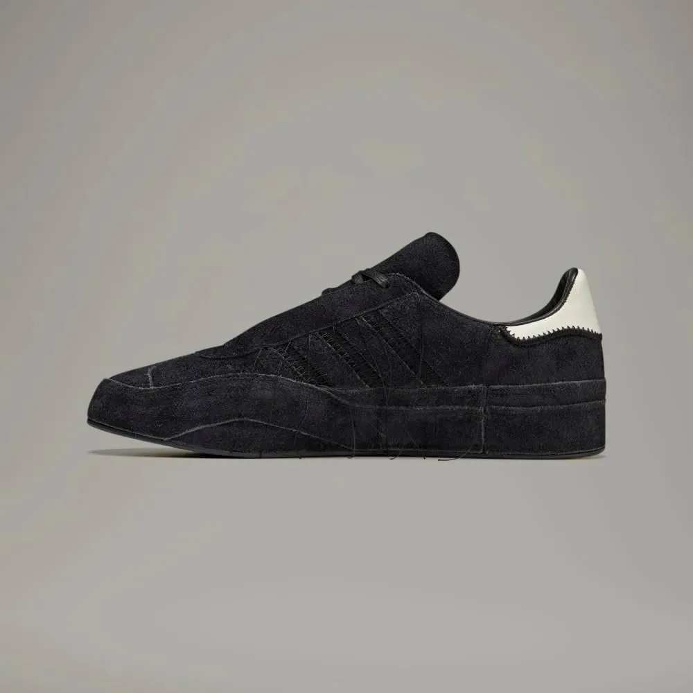 adidas Unisex Y-3 Gazelle - Training, Athletic & Sneakers