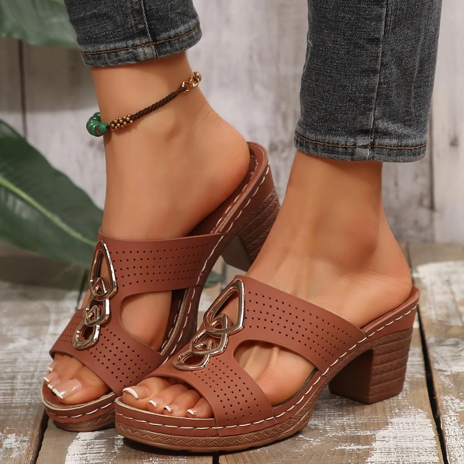 Block Heel Sandals for Women Wide Width Casual Summer Open Toe Slides Chunky Sandals for Women Comfortable Walking Dressy Outdoor Sandal Metal Decorative Beach Wedding Vacation Fashion Slippers