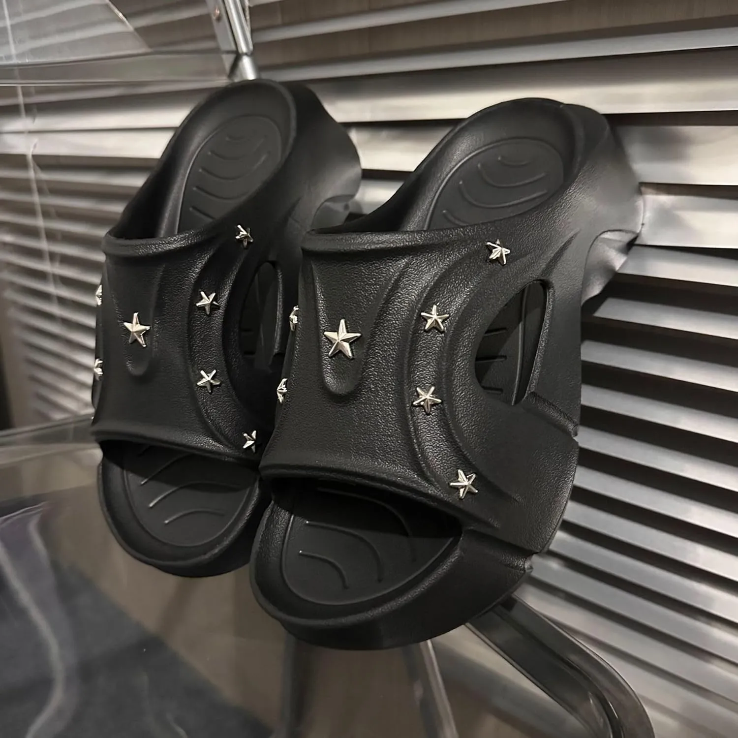 Cute Emo Shoes Stars Goth Punk Clogs Grunge Chunky Platform Slides Slip On Breathable Soft Mules Y2K Kawaii Fashion Trendy Pumps Rave Parties Sandals Beach Cruise Swimming Pool Spring Summer Outdoors