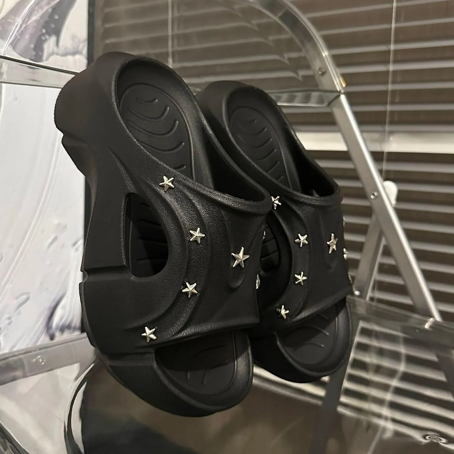 Cute Emo Shoes Stars Goth Punk Clogs Grunge Chunky Platform Slides Slip On Breathable Soft Mules Y2K Kawaii Fashion Trendy Pumps Rave Parties Sandals Beach Cruise Swimming Pool Spring Summer Outdoors