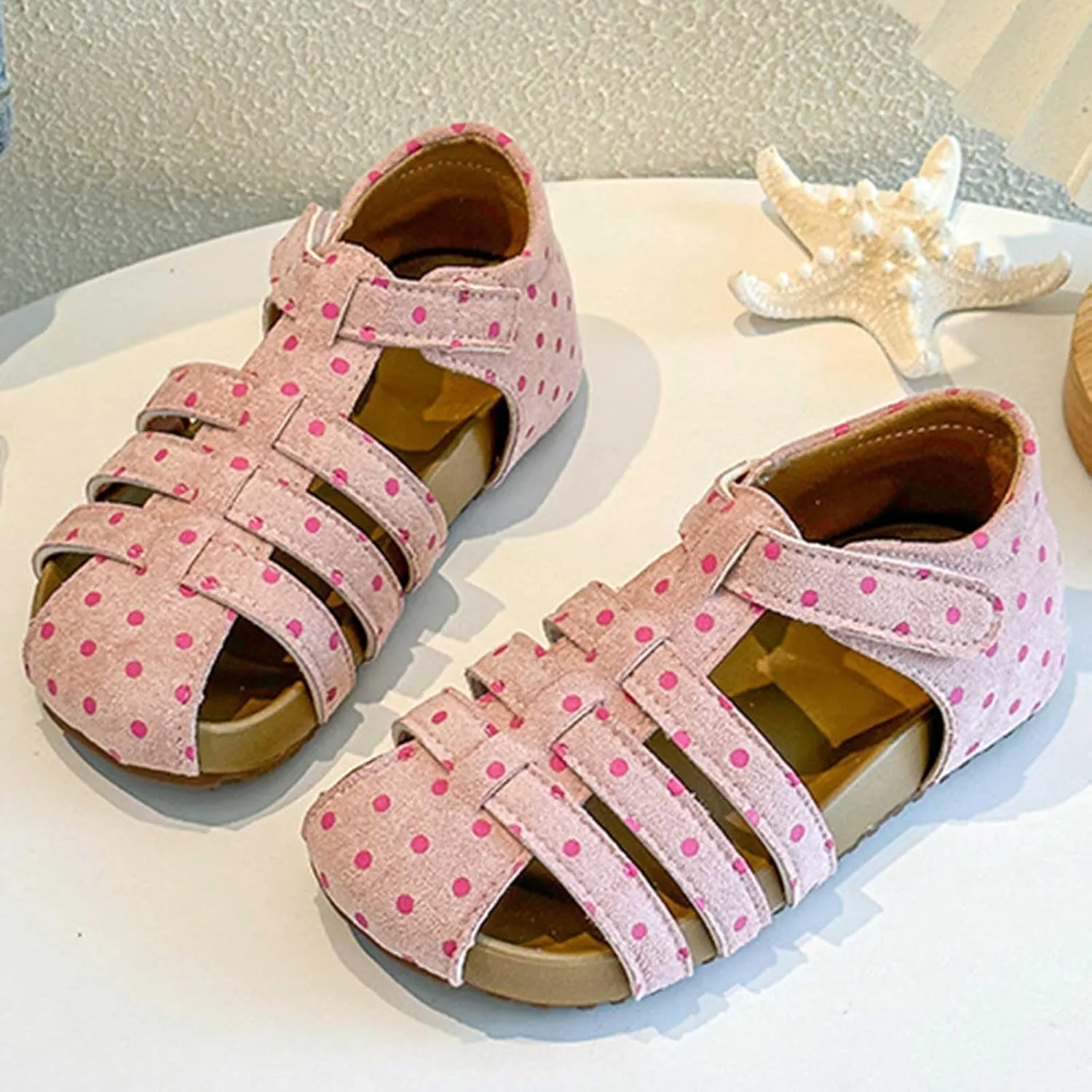 Girl Sandals Girls Polka Dot Sandals Children's Hollow Breathable Closed Toe Beach Shoes Girls Shoes