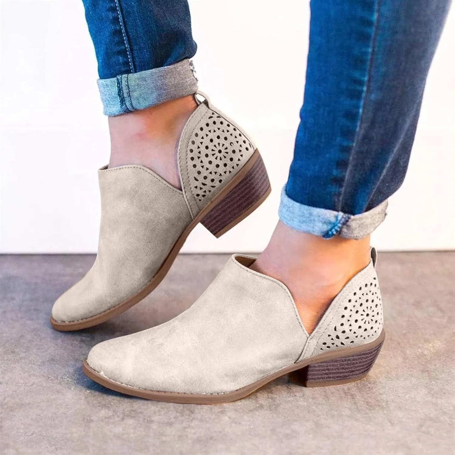 Hbeylia Women's Boots Vintage Fashion V Cut Pointed Toe Chunky Mid Heels Ankle Booties Retro Bohemian Cut Out Short Boots Boho Beach Dress Boots For Women Ladies Vacation Wedding Party