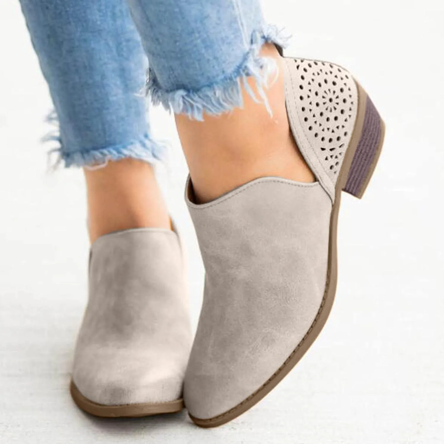 Hbeylia Women's Boots Vintage Fashion V Cut Pointed Toe Chunky Mid Heels Ankle Booties Retro Bohemian Cut Out Short Boots Boho Beach Dress Boots For Women Ladies Vacation Wedding Party