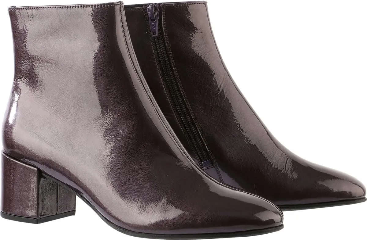 HÖGL Women's Classic Fashion Boot