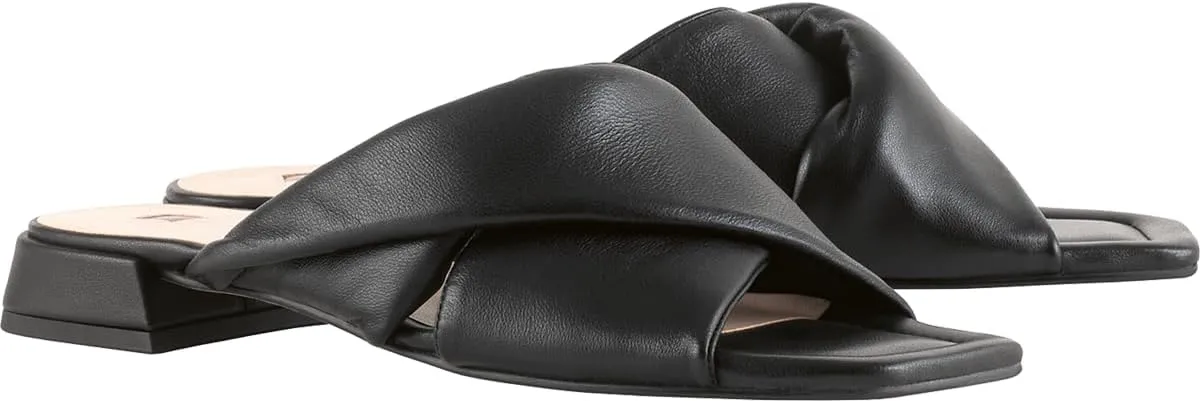 HÖGL Women's Flat Pump
