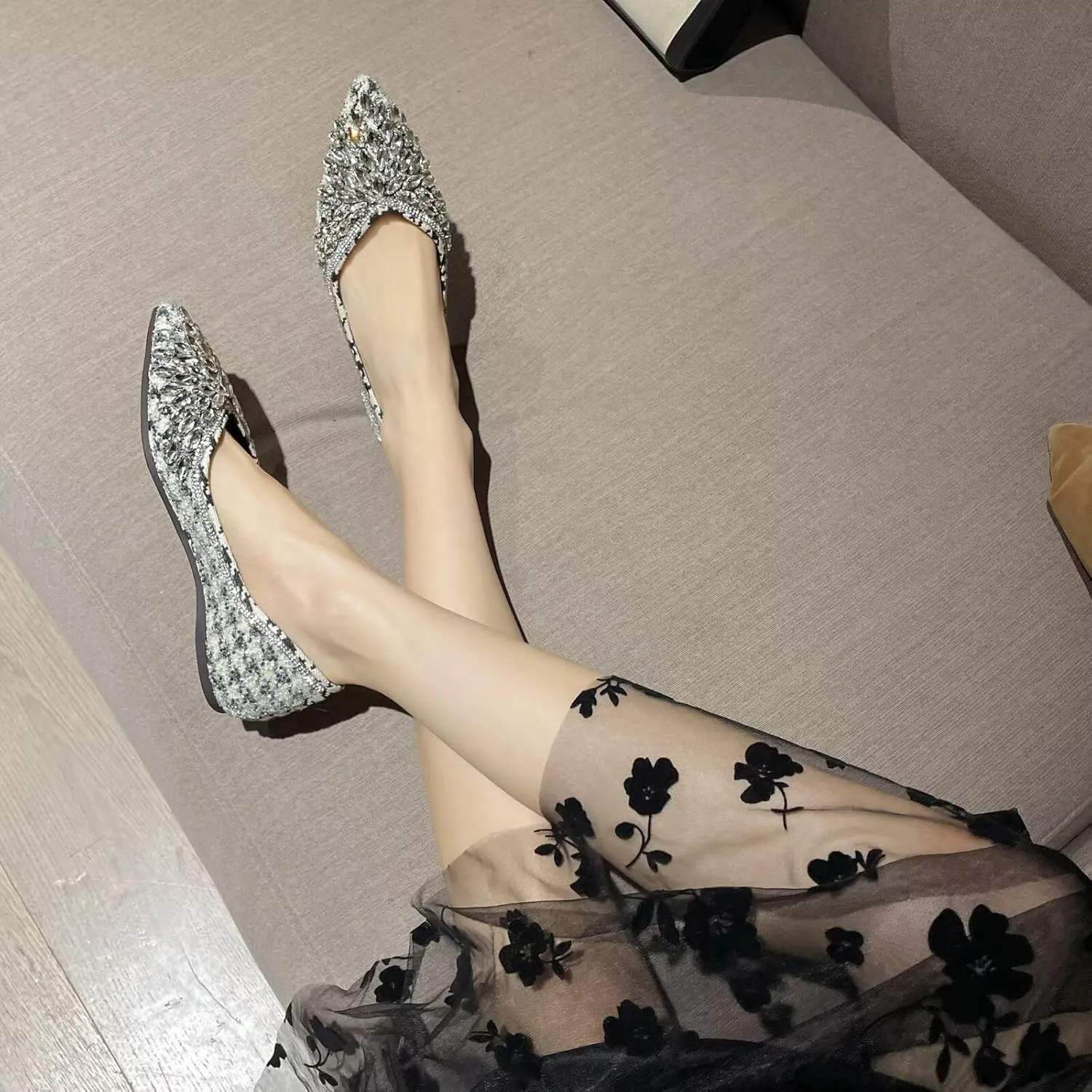 HuangTaiJi Qing Women's Pearl Rhinestone Pointed Toe Ballet Flats Dressy Comfortable Flat Shoes Slip-On Loafers Elegant Shoes