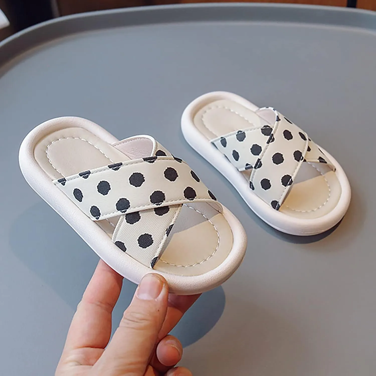 Little Girls Rubber Sandals Polka Dot Soft Casual Shoes Open Toe Outside Wear Slippers Big Girls Sandals
