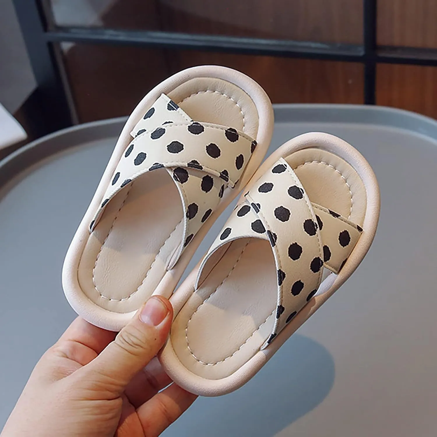 Little Girls Rubber Sandals Polka Dot Soft Casual Shoes Open Toe Outside Wear Slippers Big Girls Sandals