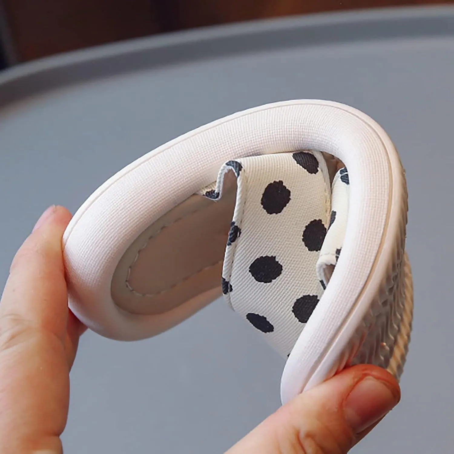 Little Girls Rubber Sandals Polka Dot Soft Casual Shoes Open Toe Outside Wear Slippers Big Girls Sandals