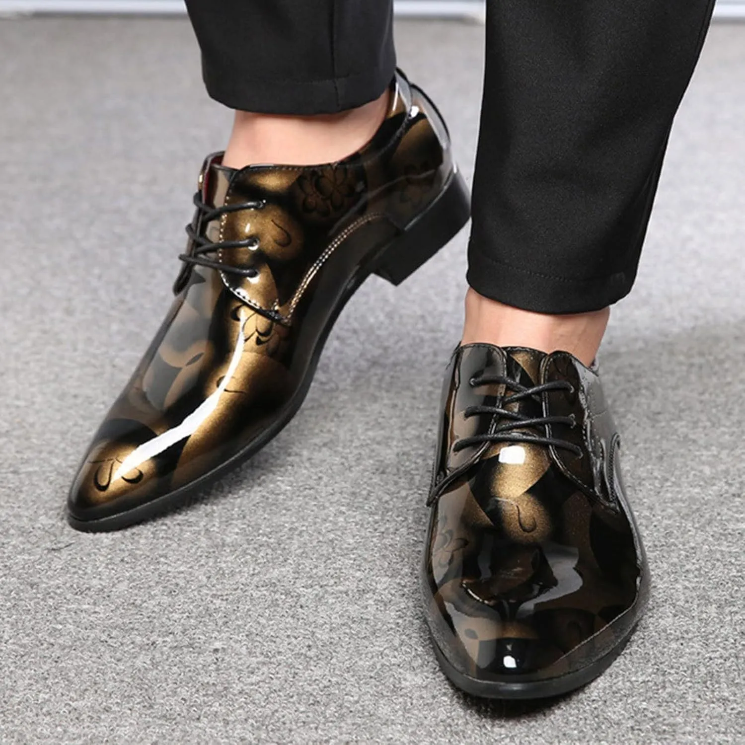 Men's Casual Dress Shoes with Blue Pattern Comfortable Low Heel Business Formal Shoes Pointed Toe Dress Oxfords Men Lace up Patent Leather Shoe Elegant Dating Fashion Shoe Casual Brogues