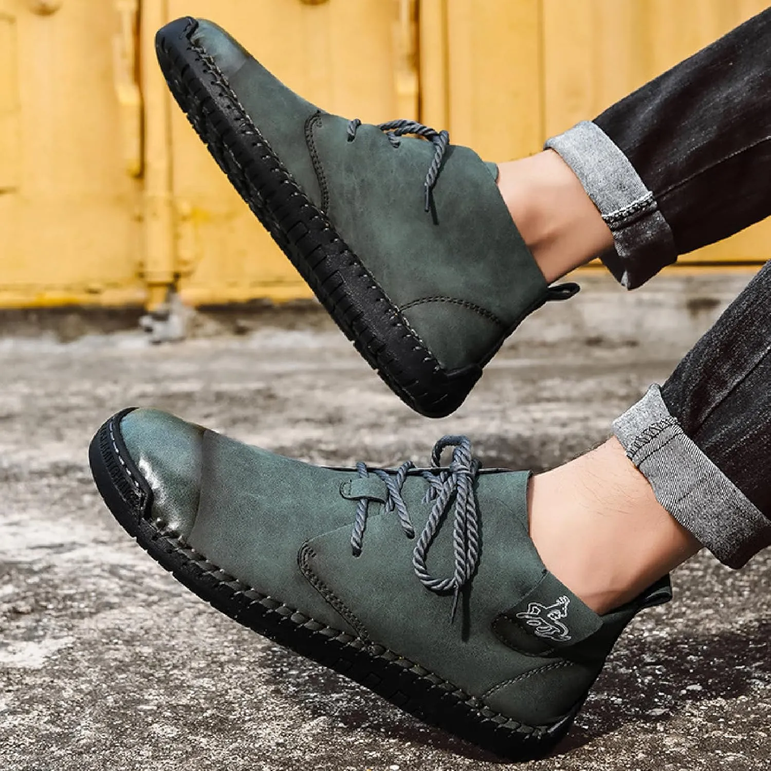 Men'S Hiking Flat Chukka Boots Comfortable Lightweight Anti-Slip Soft Platform Slip On Casual Lace-Up Sneakers