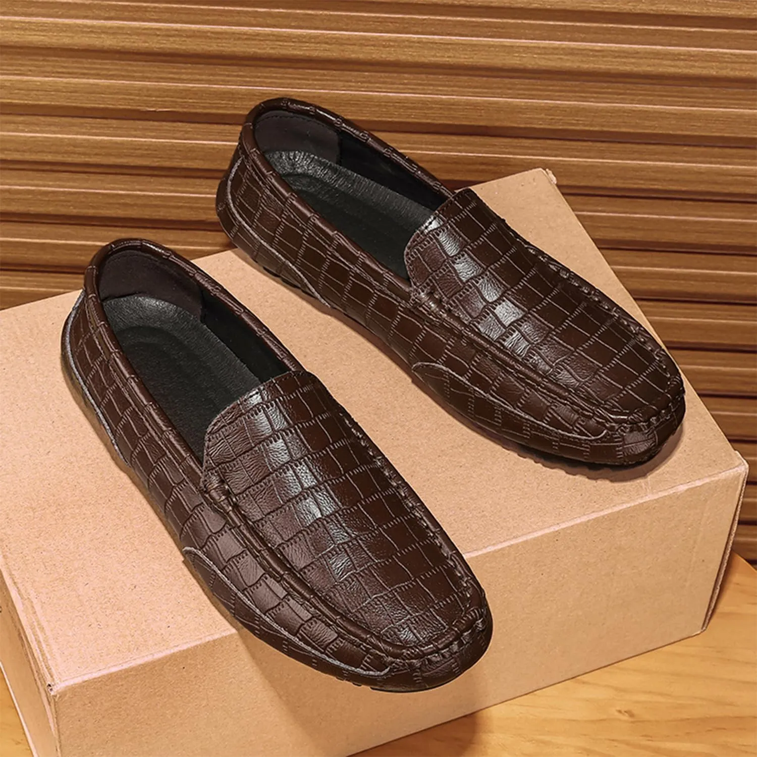 Men's Penny Loafers Crocodile Pattern Leather Loafers Soft Lightweight Black Slip-On Driving Moccasins Boat Shoes