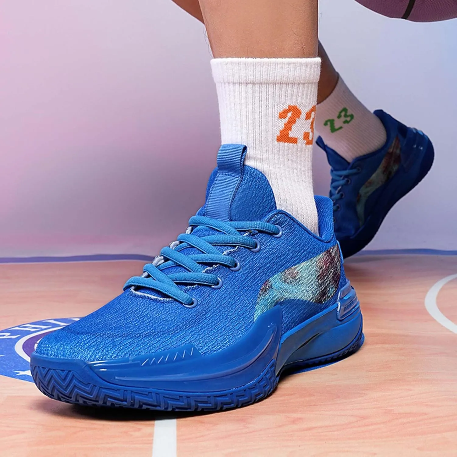 Men's Professional Basketball Shoes Breathable Mesh Sneakers Indoor and Outdoor Non-Slip Training Running Shoes Women's Fashion Sports Tennis Basketball Shoes