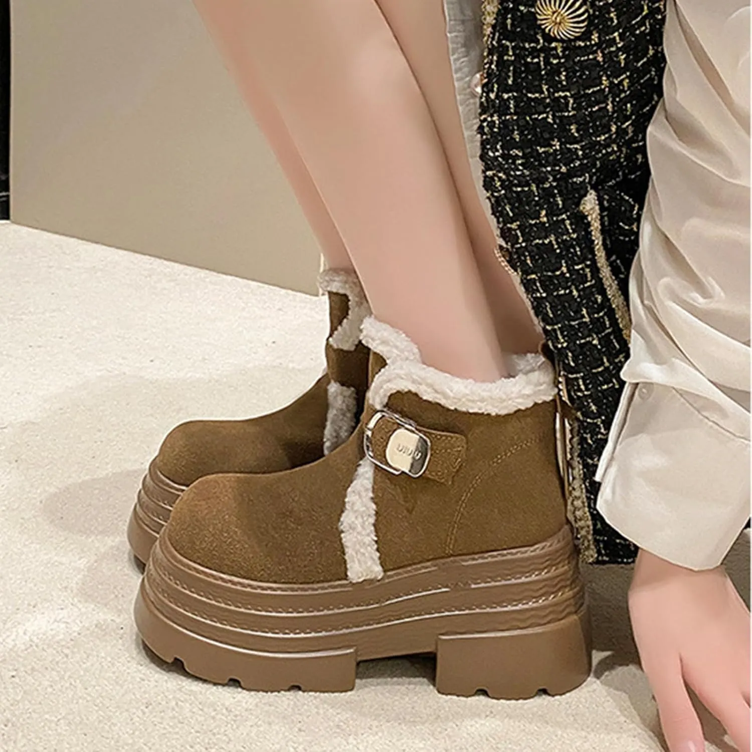 One-Foot Tower Buckle Snow Boots, Thick-Soled Low-Heeled Round-Toed Short Boots with Velvet Lining Raw Edge Warm Straight Boots Suede Frosted Casual Boots