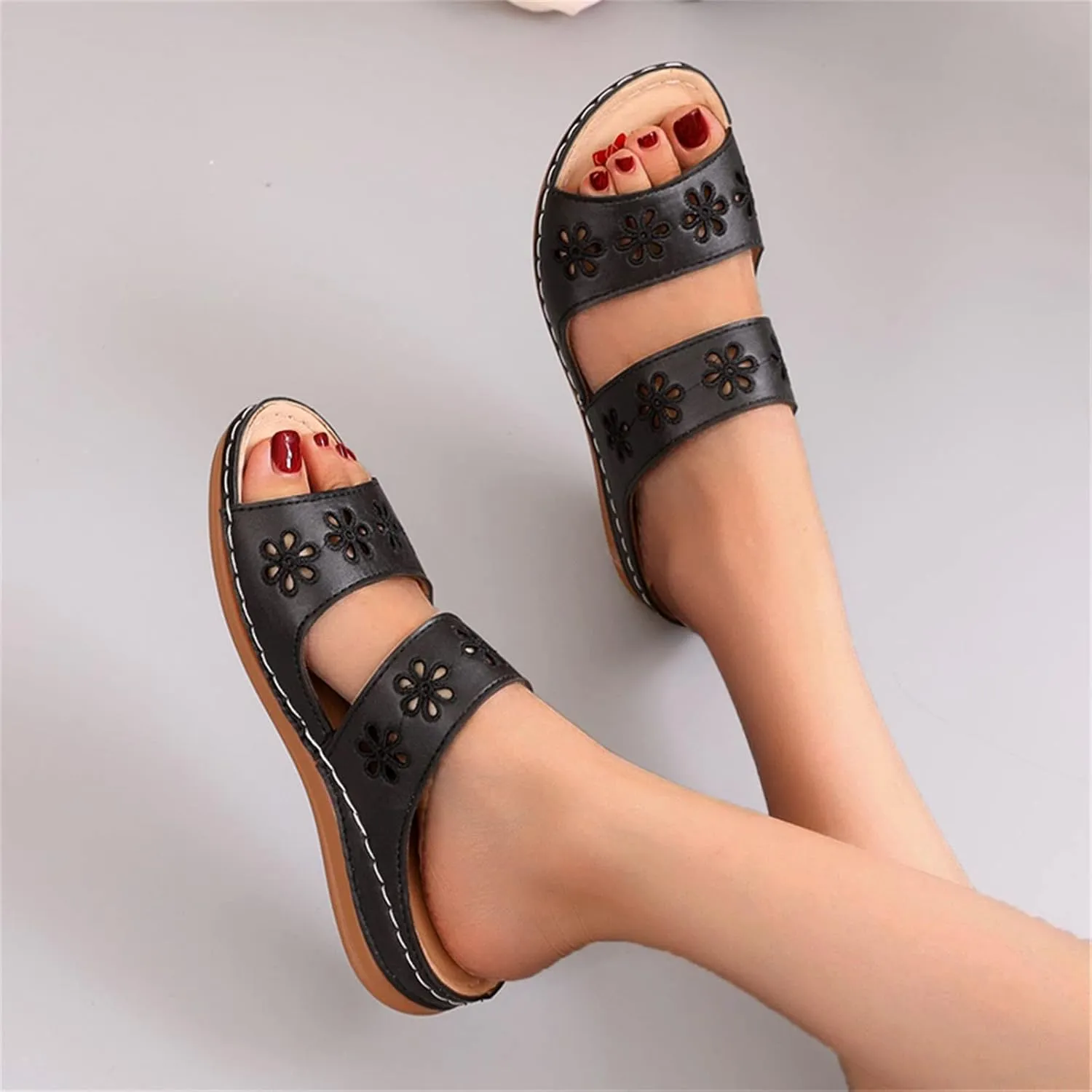 Orthopedic Summer Slides for Women with Arch Support Comfortable Walking Shoes Lightweight Adjustable Straps Beach Casual Outdoor Recovery Sandals