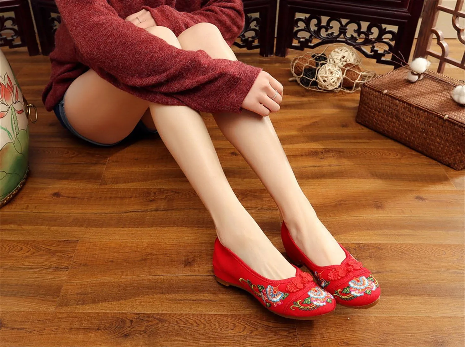 Qhome Women's Floral Embroidery Comfortable Casual Walking Canvas Loafers Espadrilles Wedge Shoe