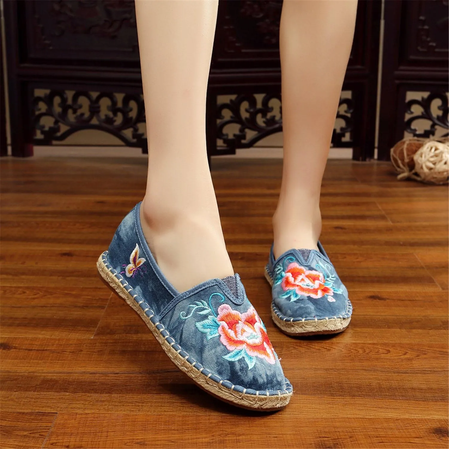 Qhome Women's Floral Embroidery Tie-dye Linen Comfortable Casual Walking Canvas Loafers Espadrilles Shoes