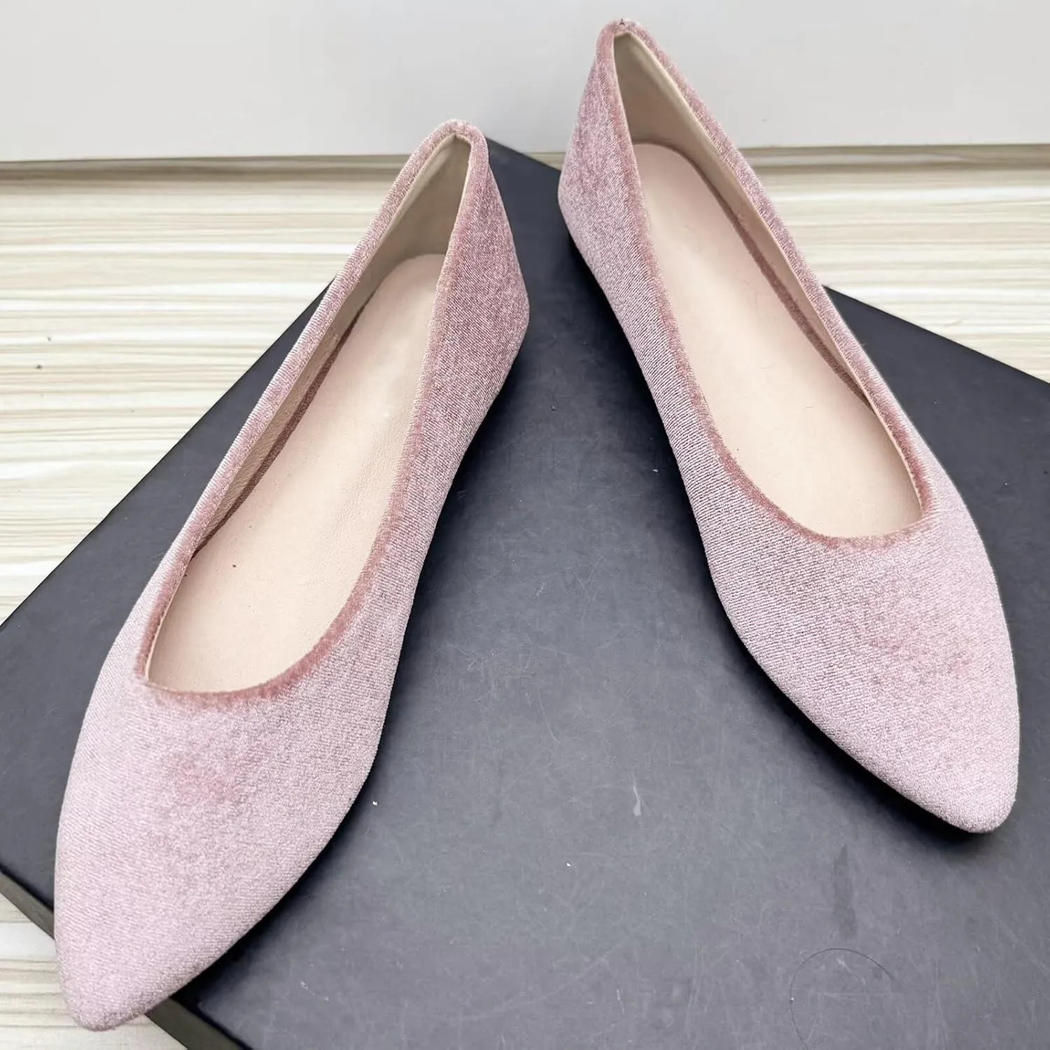 SAILING LU Pointed Toe Shoes Womens Solid Color Ballet Flats Comfortable Flat Shoes for Work Slip On Walking Loafers
