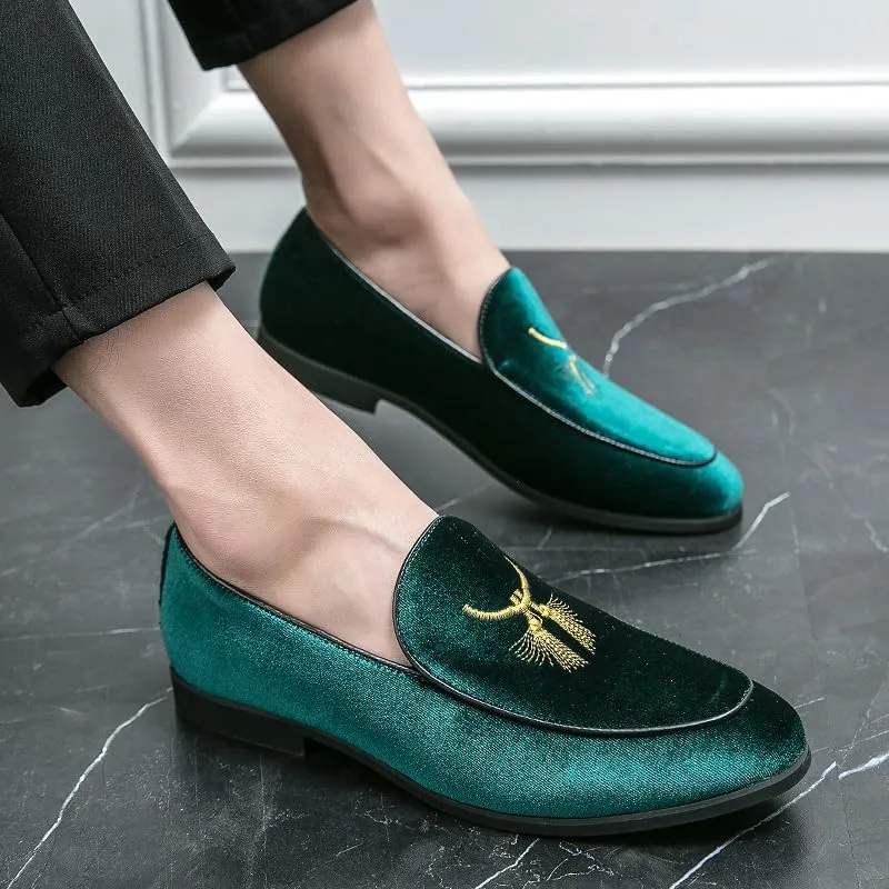 Santimon Men's Fashion Classic Velvet Loafers Embroidery Dress Shoes for Men Tuxedo Suit Shoes