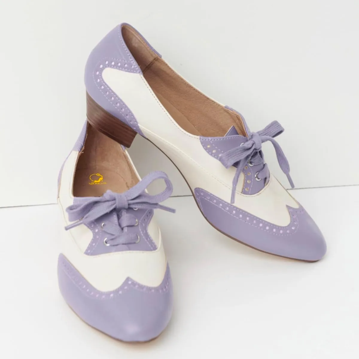 SHODENSE Women Chunky Heel Oxford Loafers Round Toe Lace Up Oxford Pumps Wingtips 2 inch Stacked Block Heel Dress Oxford Shoes Two Tone Retro British Oxford Heels Matte Office Casual 4-11 M US