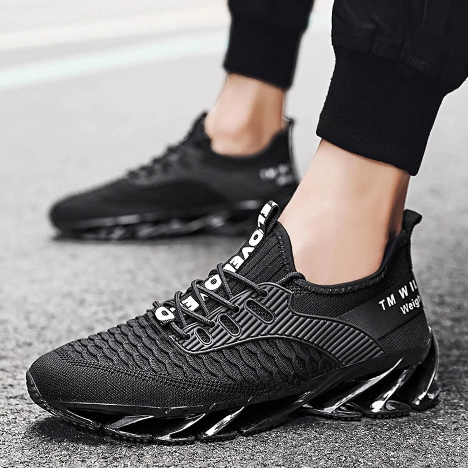 Shoes for Men Sports Low Top Mountaineering Traveling Lightweight Breathable Street Shoes