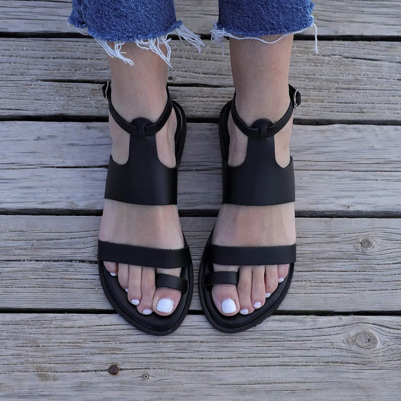 Women Gladiator Sandals Summer Toe Ring Shoes Sandals with ankle buckle, Distressed Waxed Leather (9, Distressed Brown)