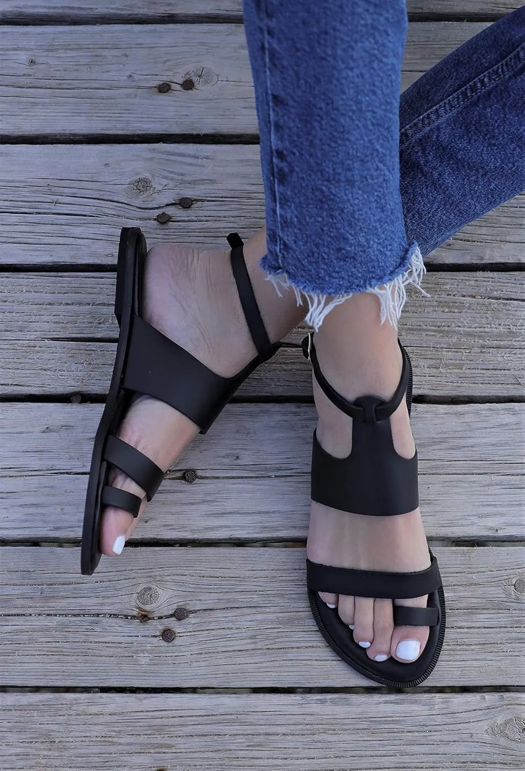 Women Gladiator Sandals Summer Toe Ring Shoes Sandals with ankle buckle, Distressed Waxed Leather (9, Distressed Brown)