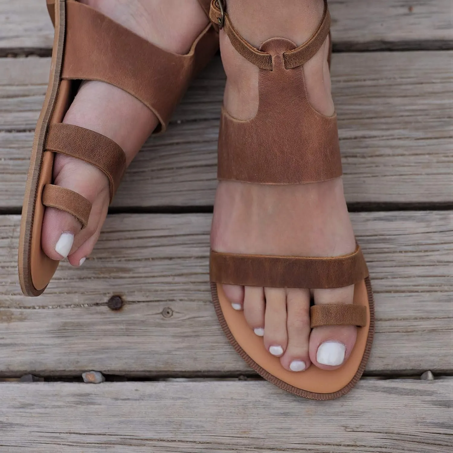 Women Gladiator Sandals Summer Toe Ring Shoes Sandals with ankle buckle, Distressed Waxed Leather (9, Distressed Brown)