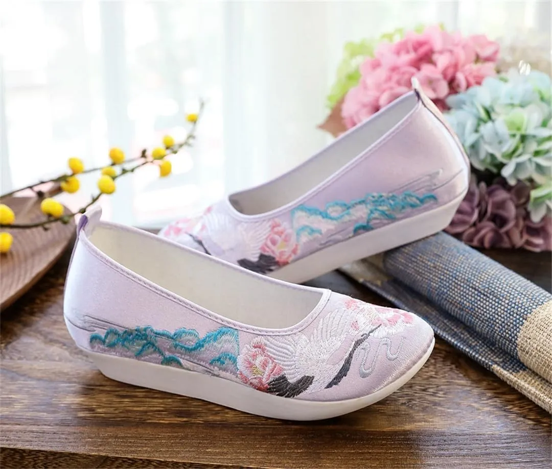 Women Inside Platforms Satin Cotton Fabric Embroidered Hanfu Shoes Slip On Elegant Ladies Loafers