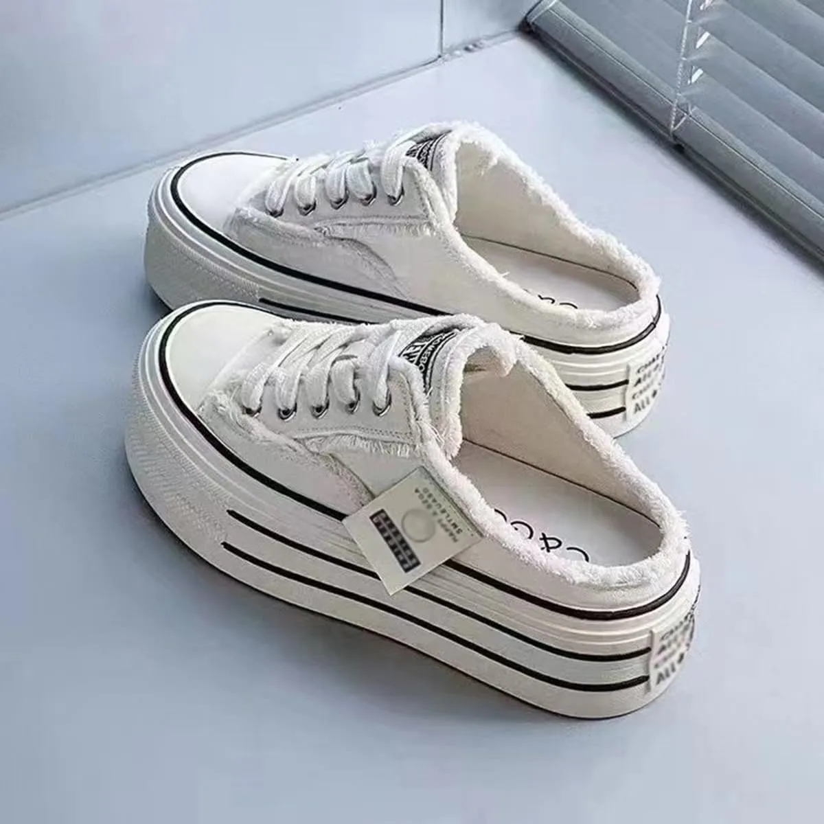 Women's Canvas Platform Mules Slip On Platform Sneakers for Women Comfortable Canvas Slip On Shoes Chunky Sneakers