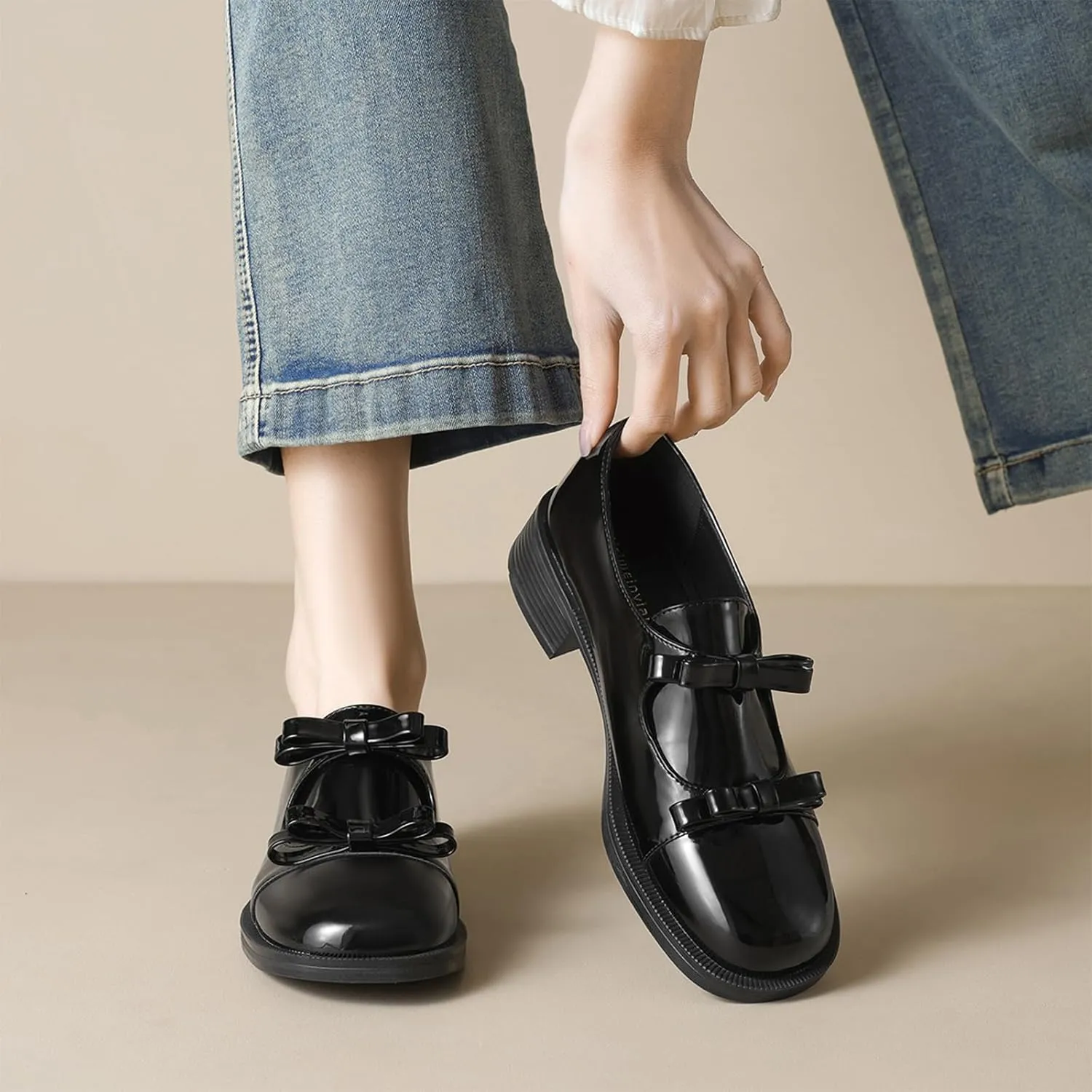 Women's Leather Bow Low Block Heel Loafers Comfort Closed Round Toe Slip On Casual Penny Shoes for Business Office Pump Dress Shoes