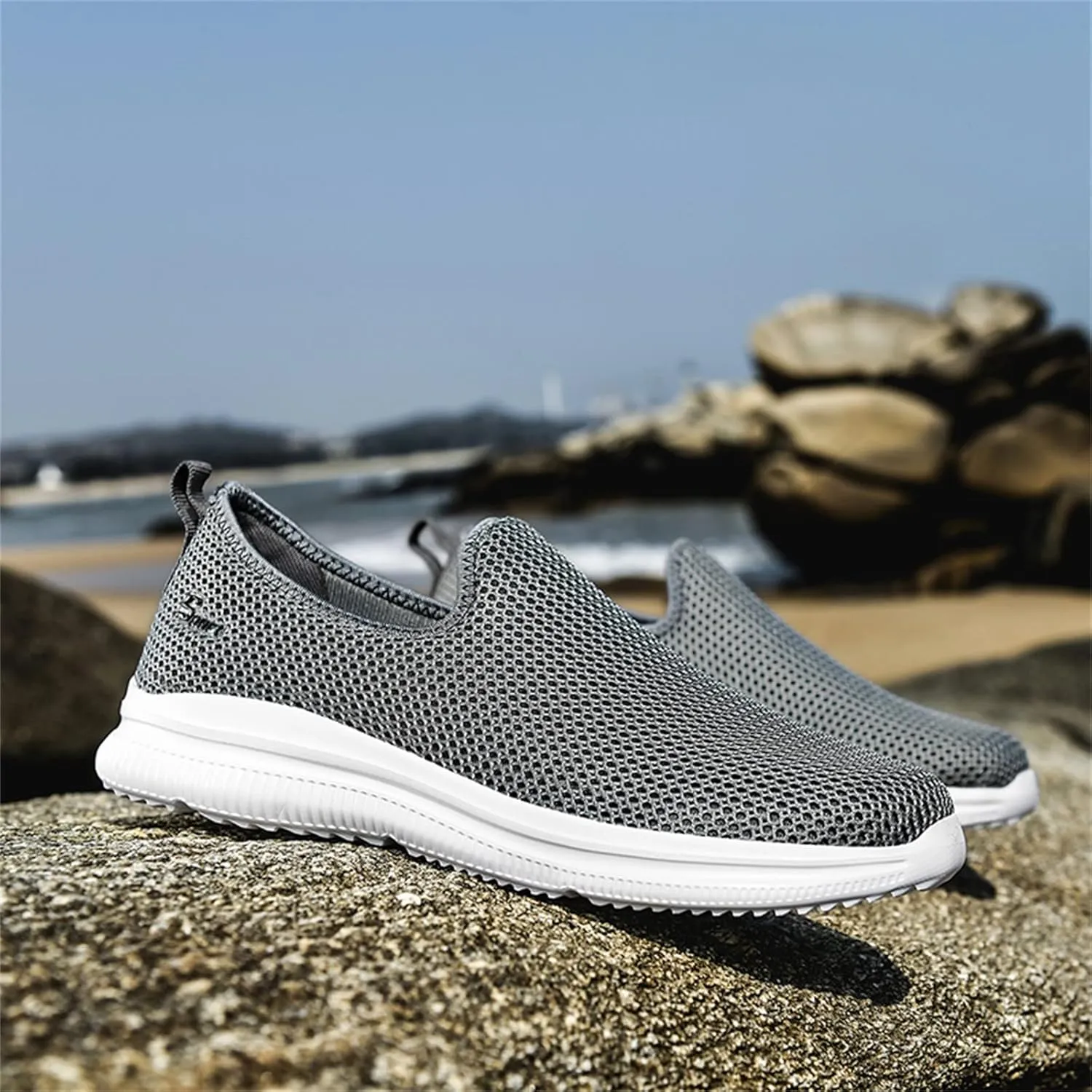 Women's Lightweight Slip On Walking Running Shoes Non Slip Work Shoes Women Slip On Men's Casual Dress Shoes Chunky Sneakers White Tennis Shoe White Loafers