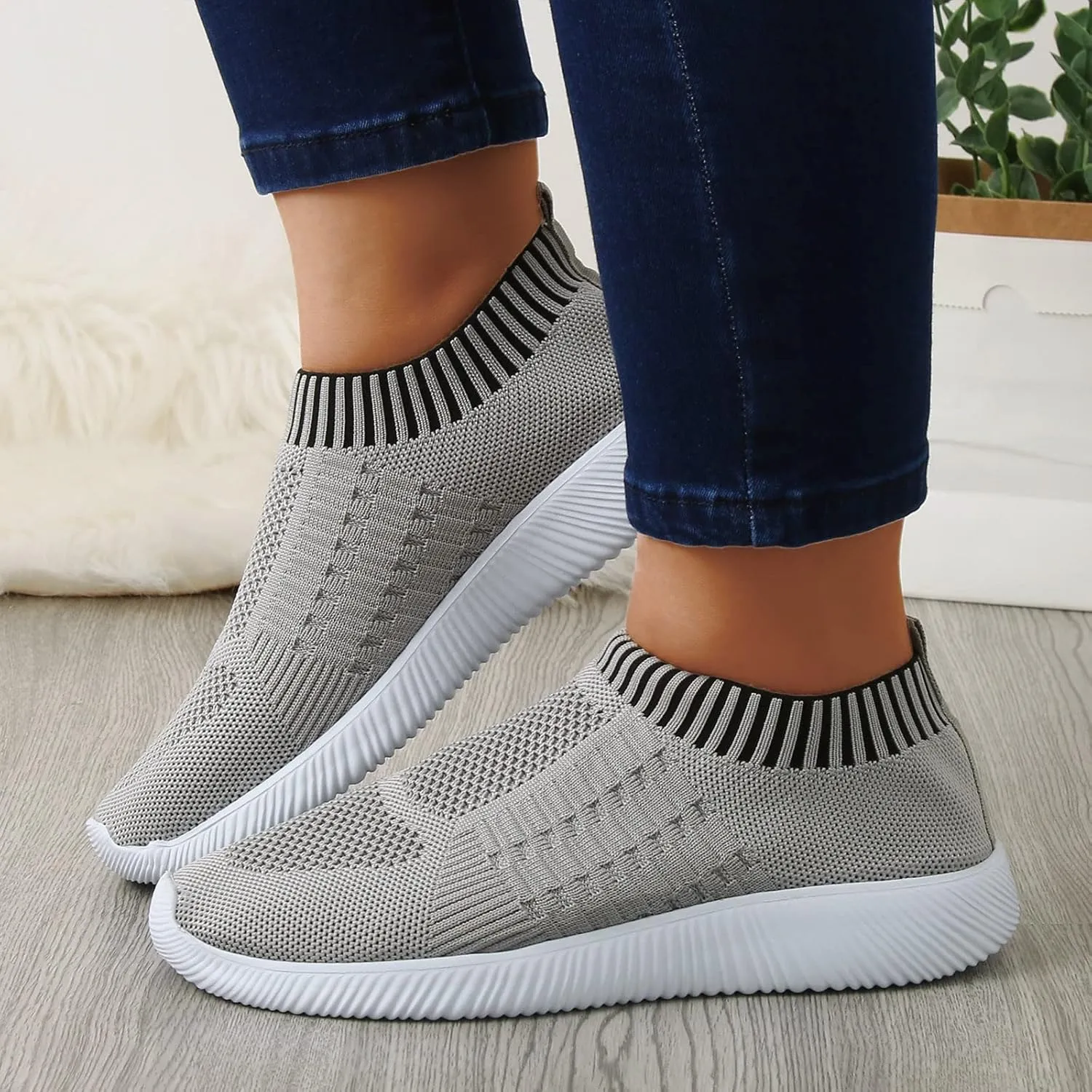 Womens Orthopedic Slip On Casual Shoes Walking Sneakers with Arch Support Comfortable Loafers Plantar Fasciitis Relief Foot Pain Diabetic Feet