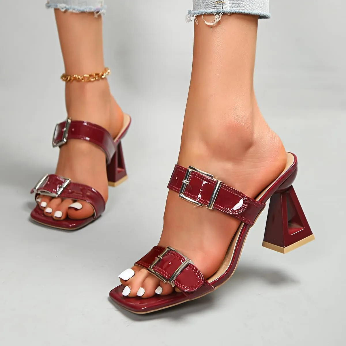 Women’s Silver Heeled Sandals – Square Toe Slip-On Mules with Chunky Geometric Heel & Double Buckle Straps – Metallic High Heel Dress Shoes for Party, Night Out, Fashion Street Style