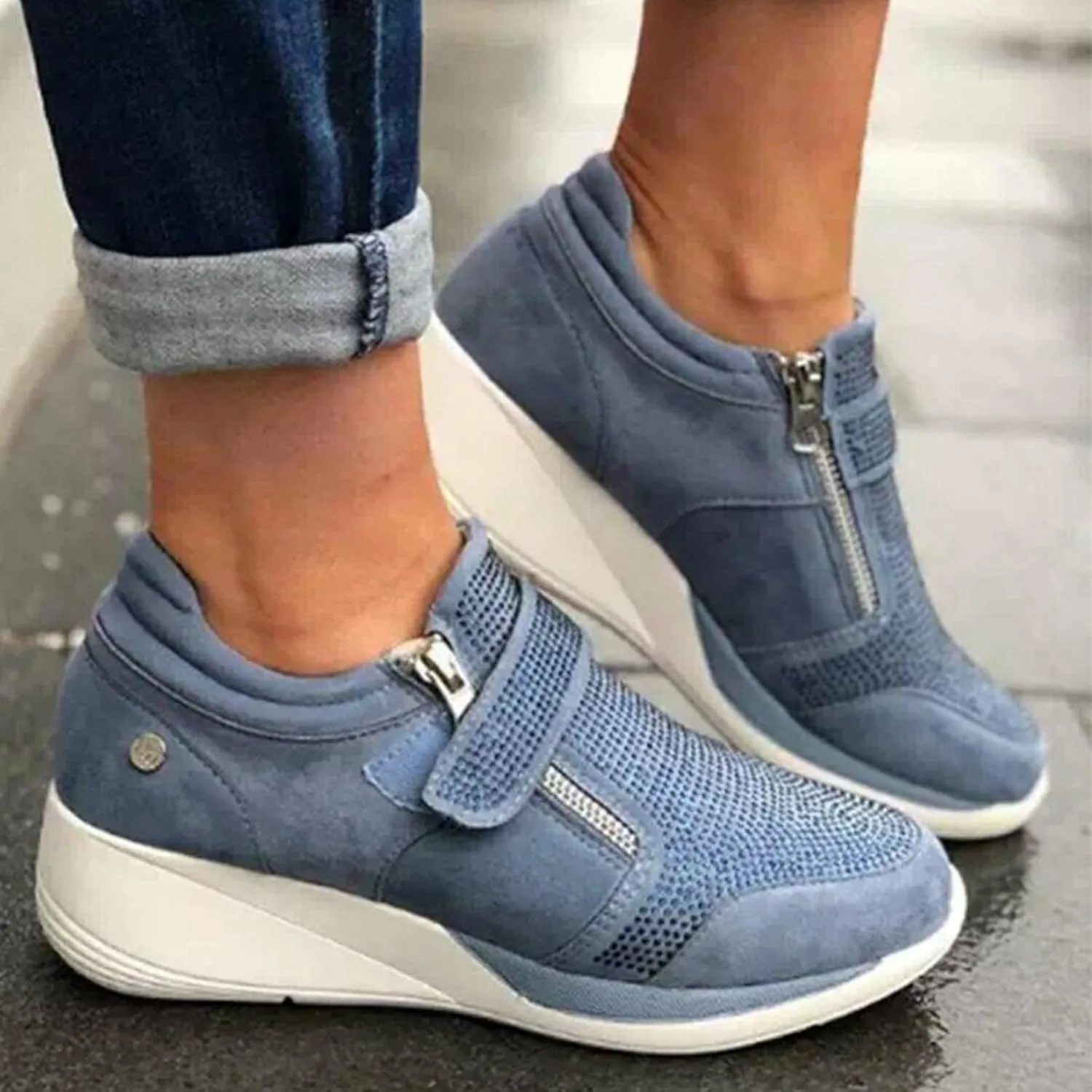 Women's Walking Shoes Mesh Breathable Lightweight Casual Sneakers for Work Gym Running Slip-On Training Shoes Women