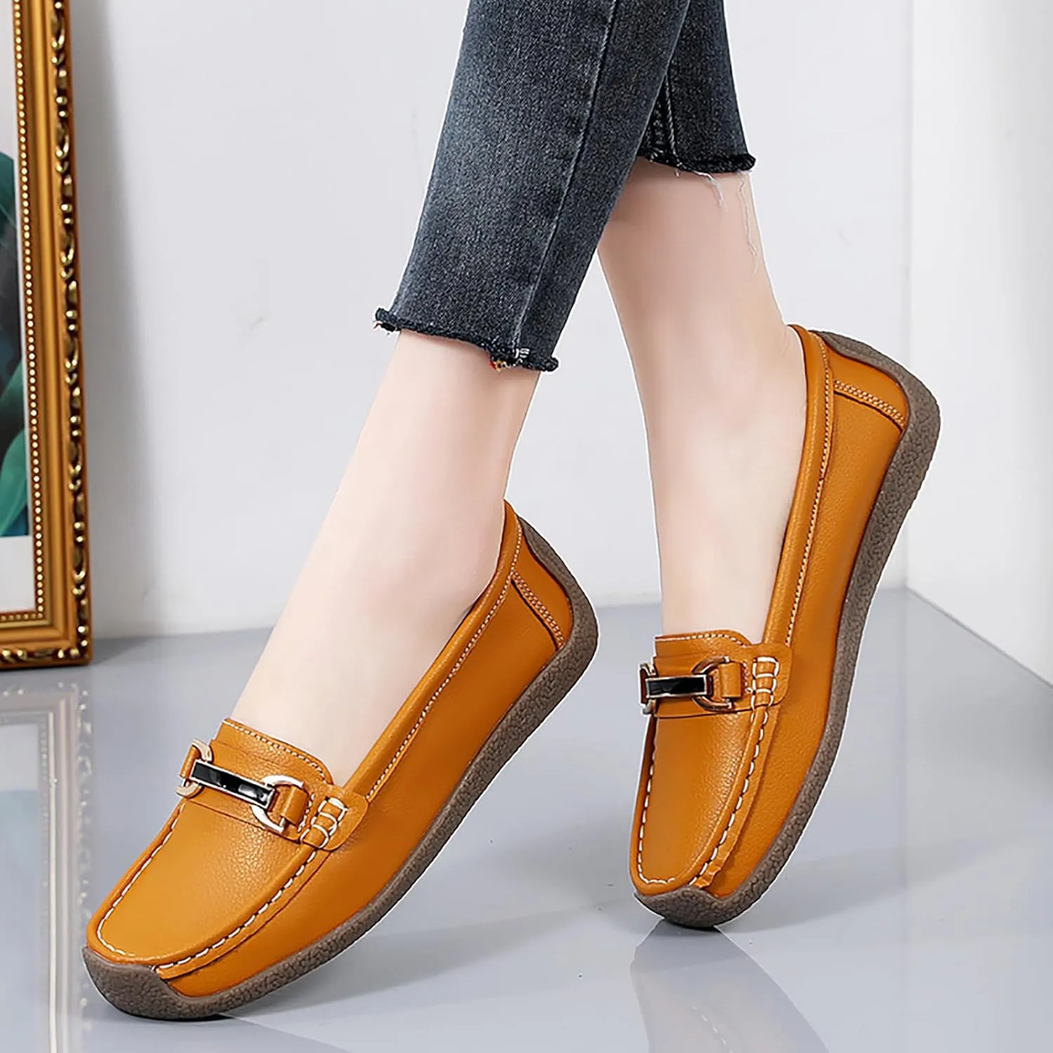 Women's Wide Width Loafers Comfort Slip on Shoes Walking Shoes for Ladies Mocassins Driving Shoe