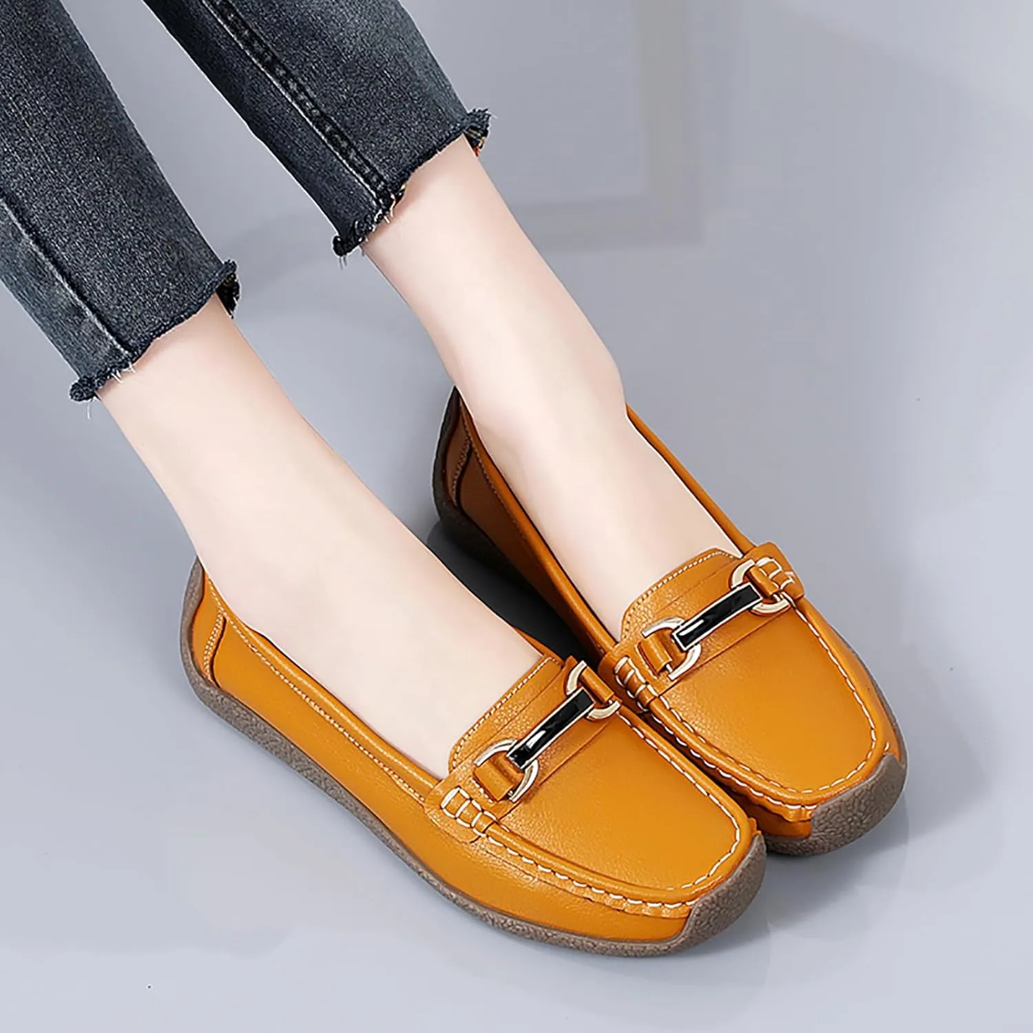 Women's Wide Width Loafers Comfort Slip on Shoes Walking Shoes for Ladies Mocassins Driving Shoe