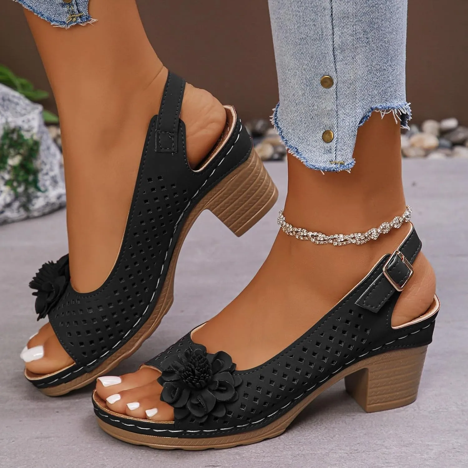 ZSpzx Women's Block Heel Sandals 2025 Comfortable Dressy Ladies Peep Toe Flowers Comfortable Hollow Out Slingback Sandals Chunky Cut-Out Leather Dressy Adjustable Strappy Shoes for Daily Wear